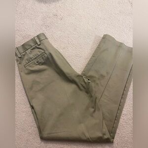 Dockers Men's Khaki Chinos